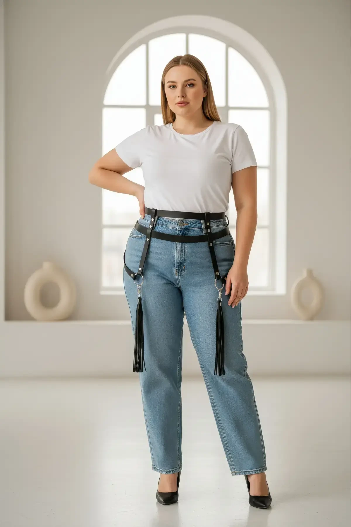 Büyük Beden Siyah Kadın Kemer Jartiyer Tarzı Püskül Detaylı Vücut Aksesuarı - APFT645