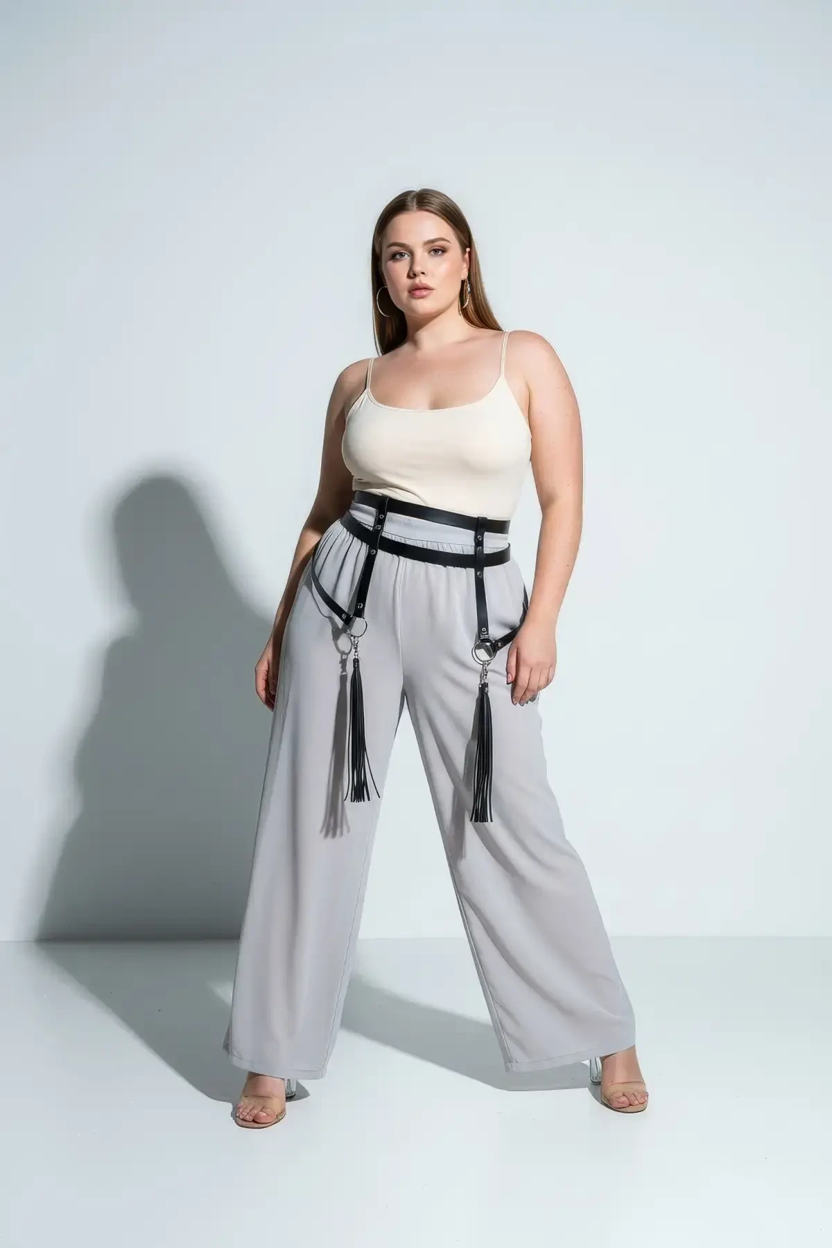 Büyük Beden Siyah Kadın Kemer Jartiyer Tarzı Püskül Detaylı Vücut Aksesuarı - APFT645