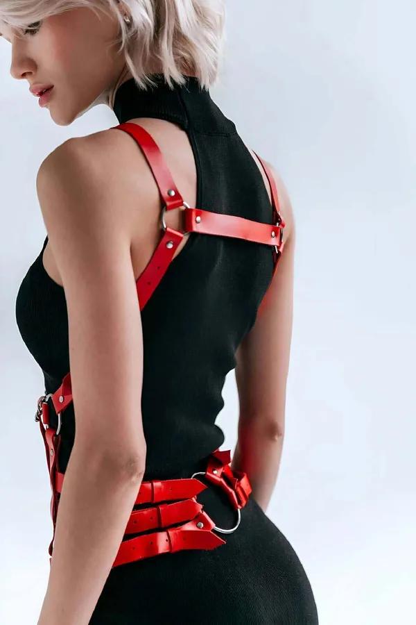 Strappy Body Harness with Chain Detail