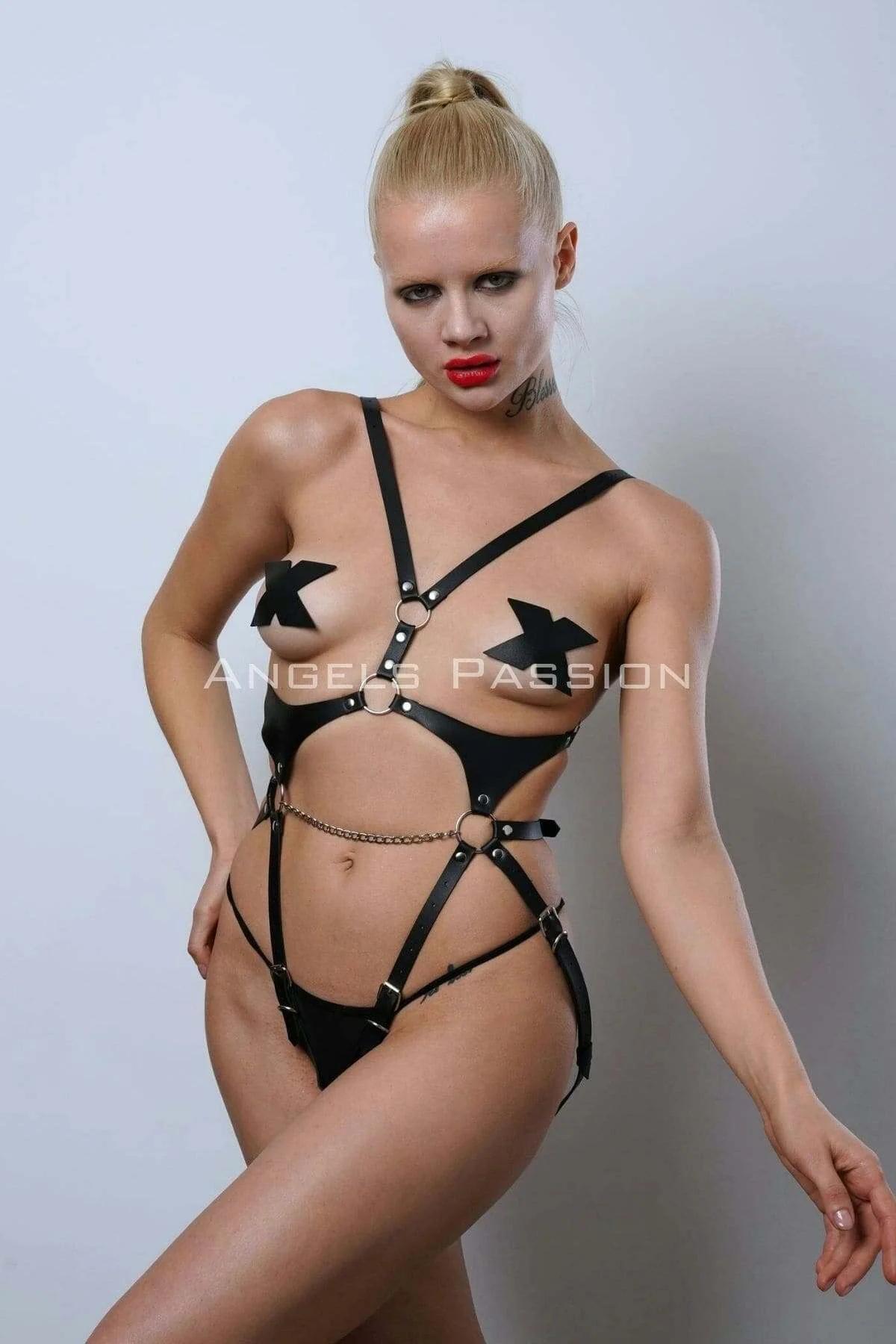 Full Body Harness with Detachable Chain & O-Rings