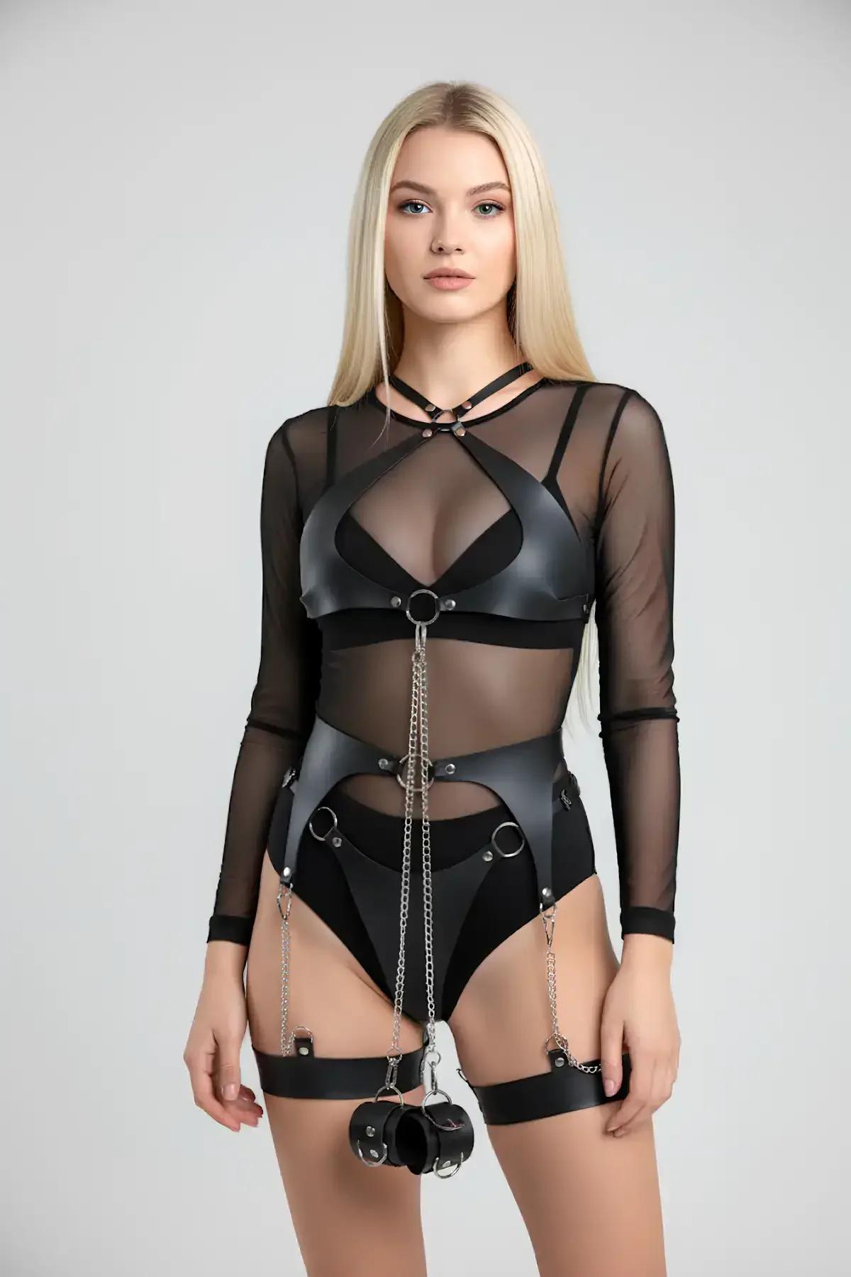 Full Body Harness Set with Garter Straps & Chain Detail
