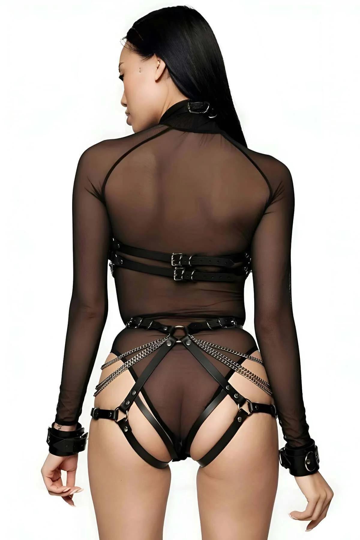 Full Body Harness with O-Ring & Chain Detailing