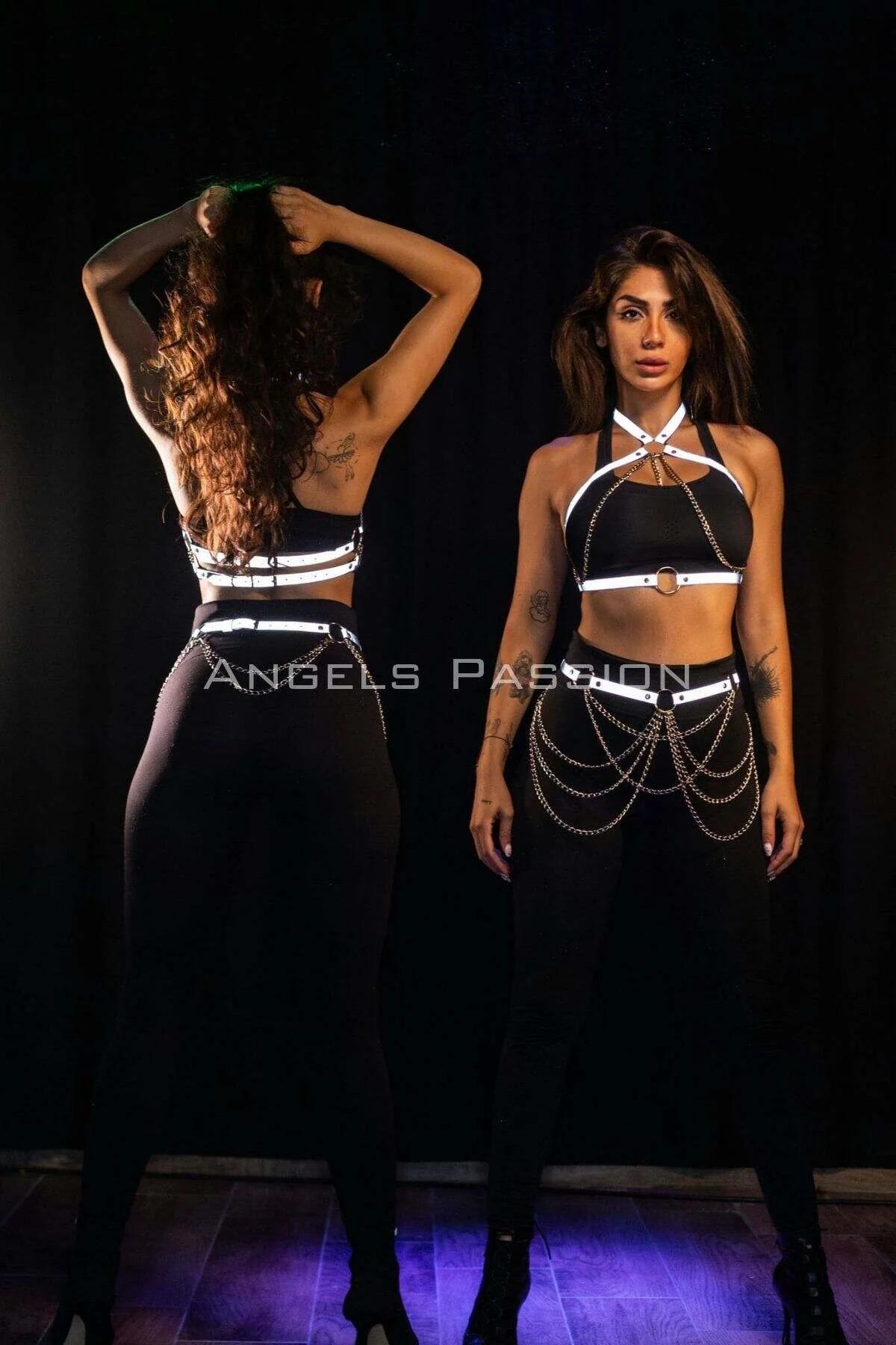 Reflective Halter Harness with Chain Detail
