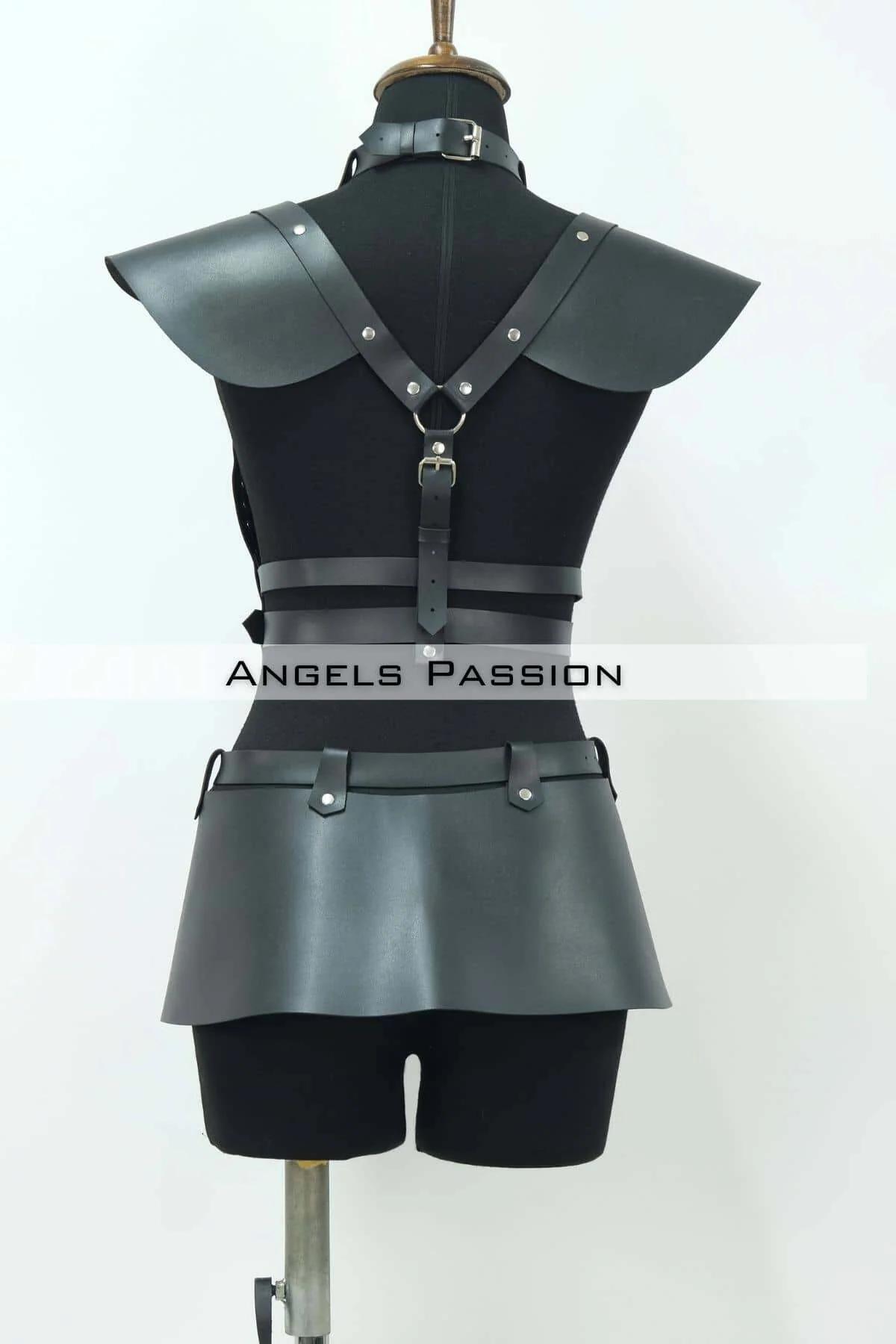 Full Body Harness with Sculpted Skirt & Shoulder Pads
