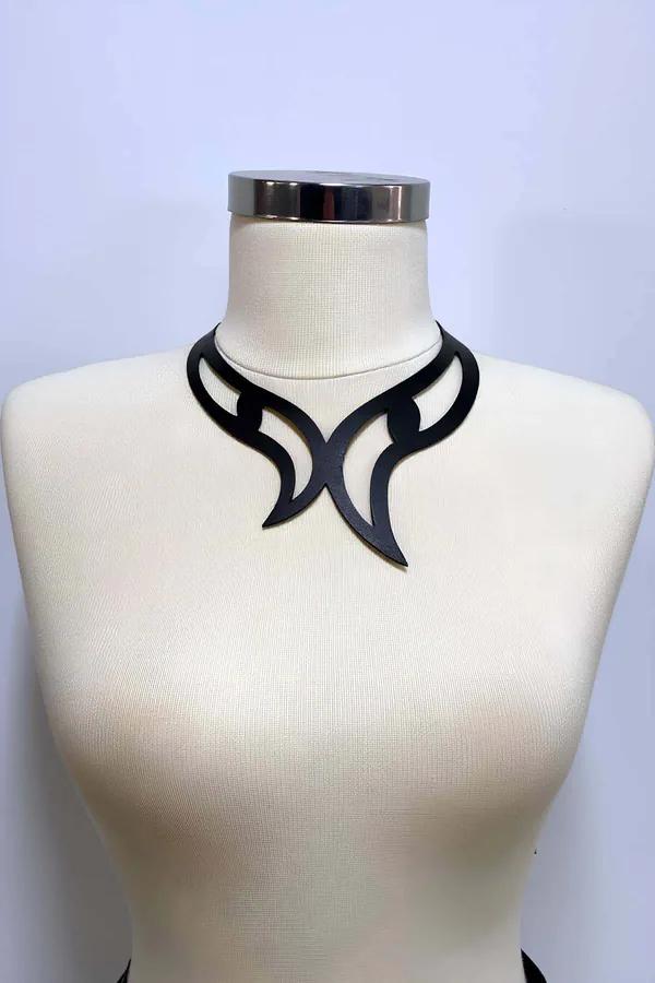 Sculpted Faux Leather Statement Choker