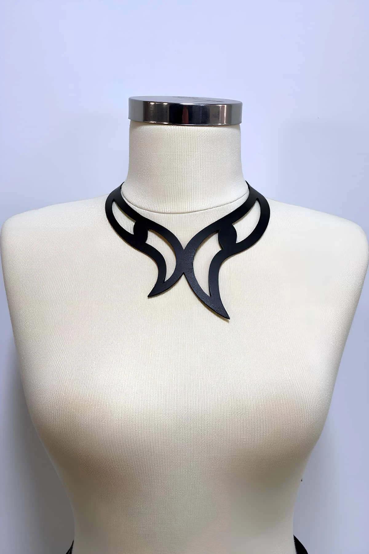 Sculpted Faux Leather Statement Choker