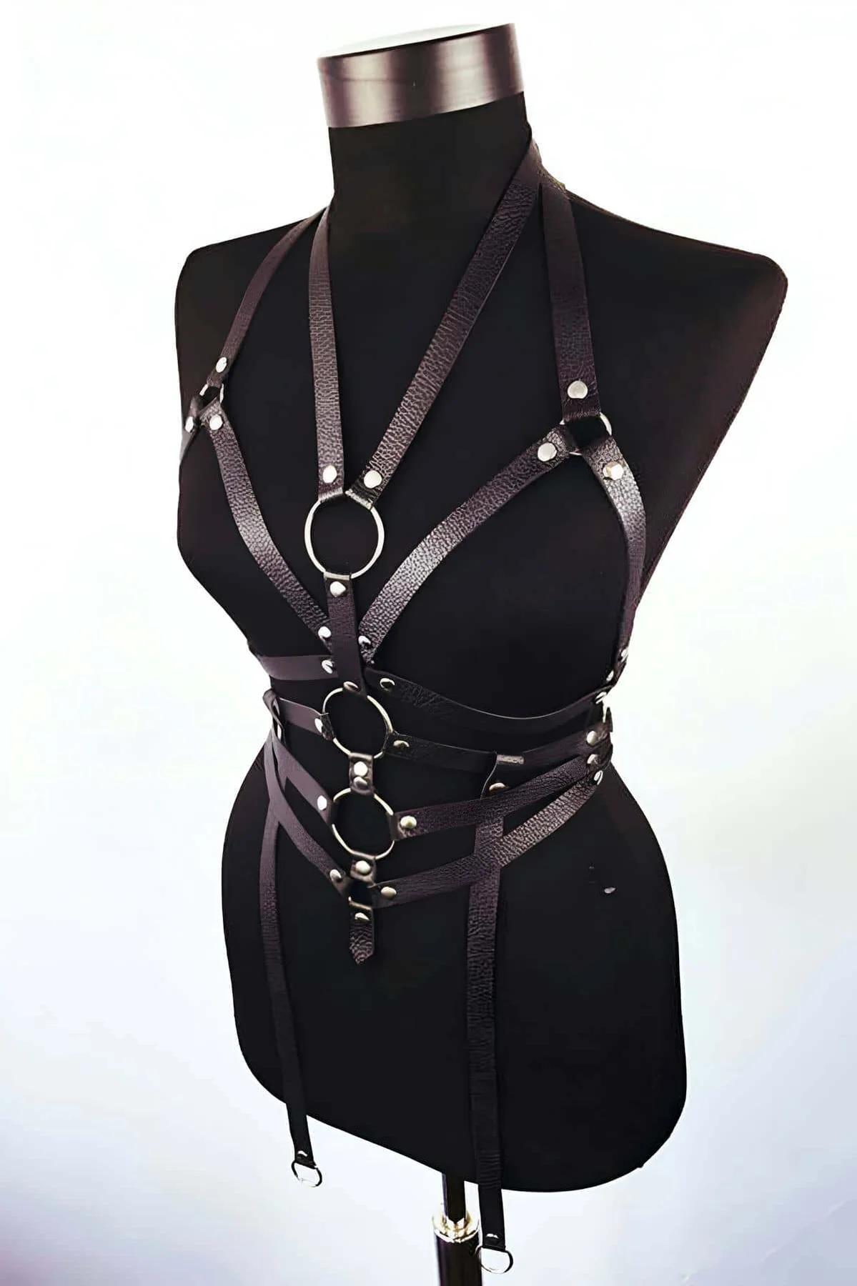 Multi-Strap Body Harness with O-Ring Accents