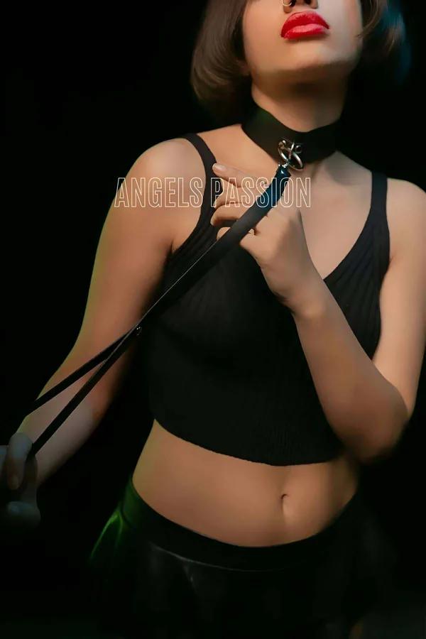 Faux Leather Choker Collar with Detachable Leash