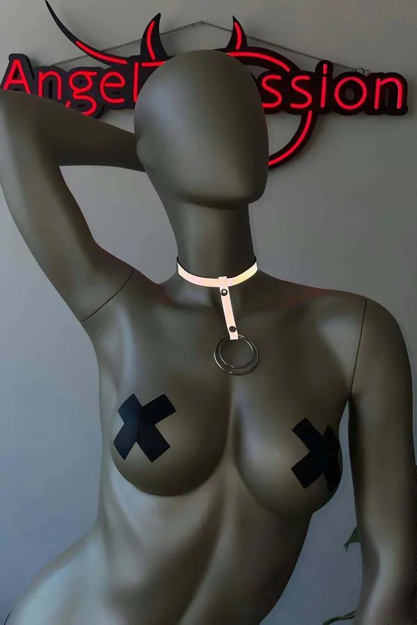 Reflective Choker Harness with O-Ring Detail