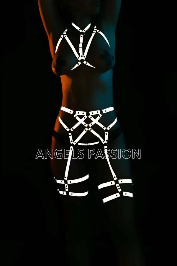 Reflective Full Body Harness with Thigh Straps