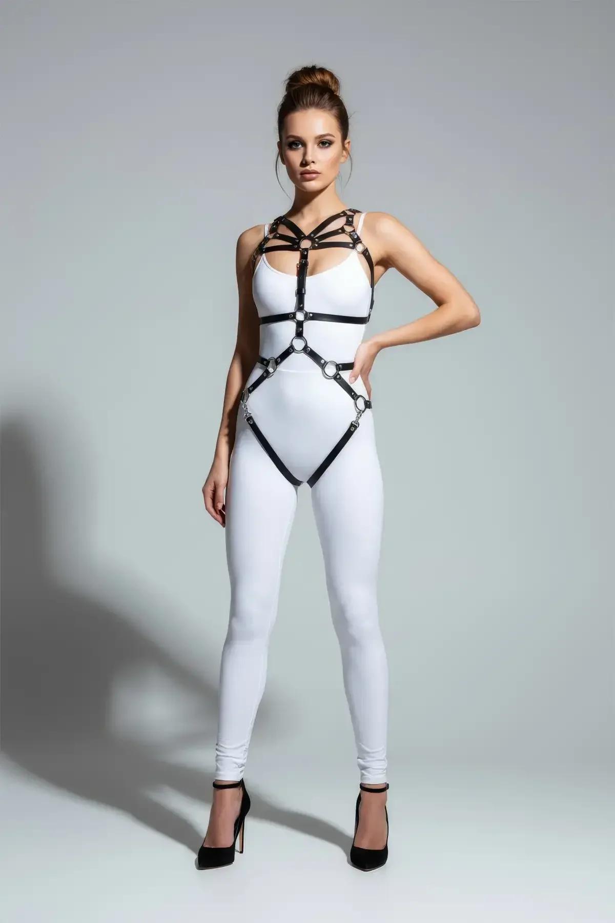 Adjustable Full Body Harness with O-Ring Detail