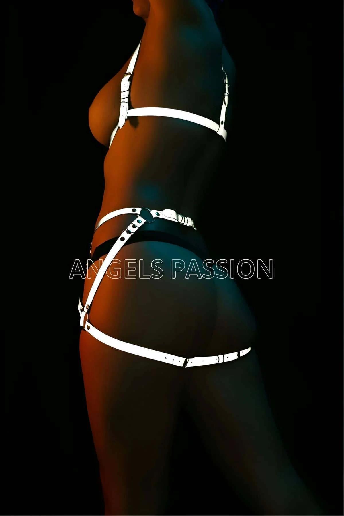 Reflective Body Harness Set with O-Ring Accents