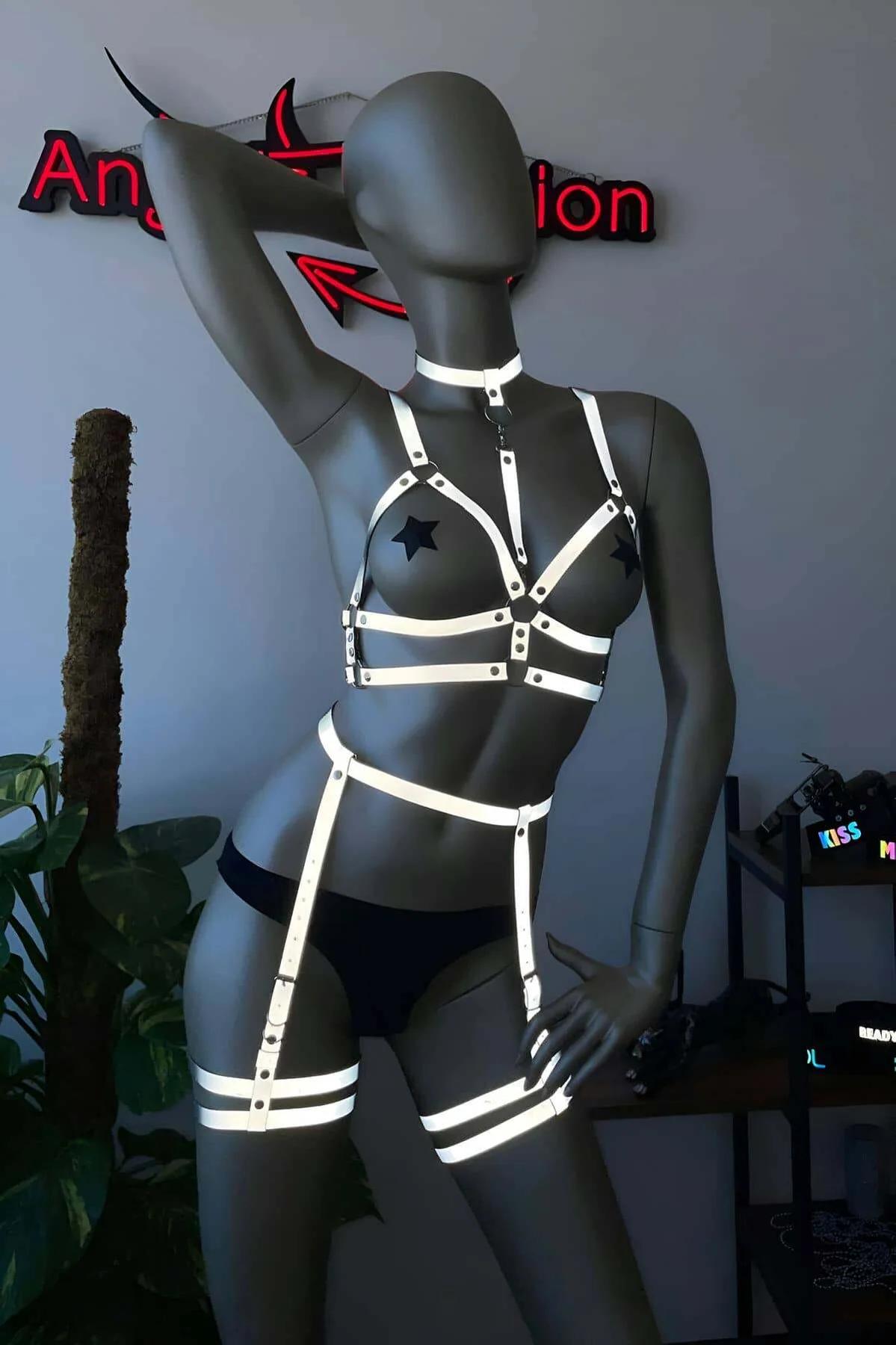 Reflective Full Body Harness with Garter Straps