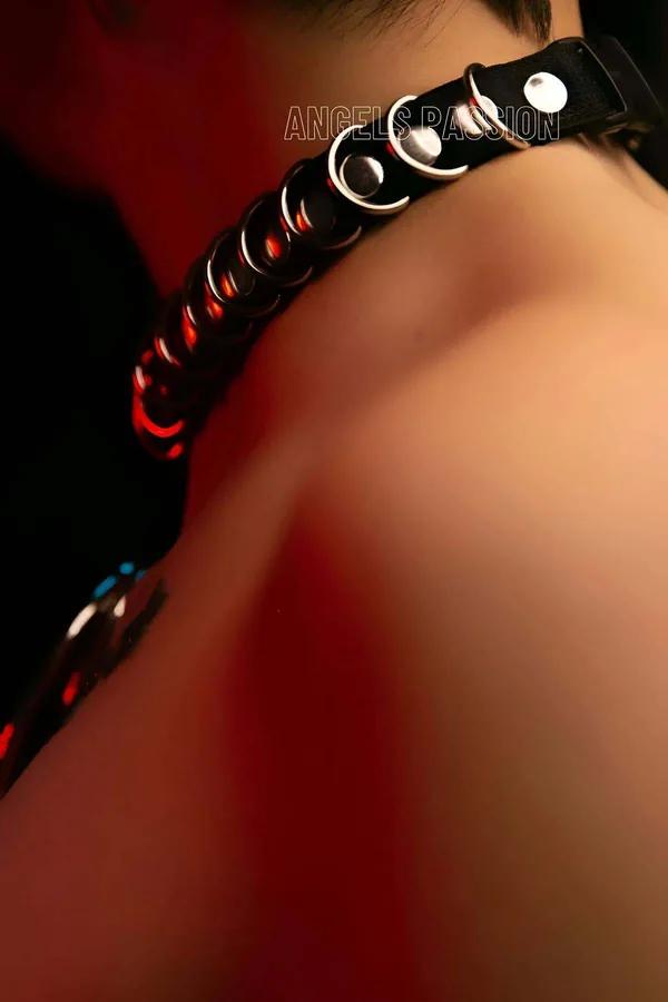 Choker Necklace with Interwoven Chain & Double O-Rings