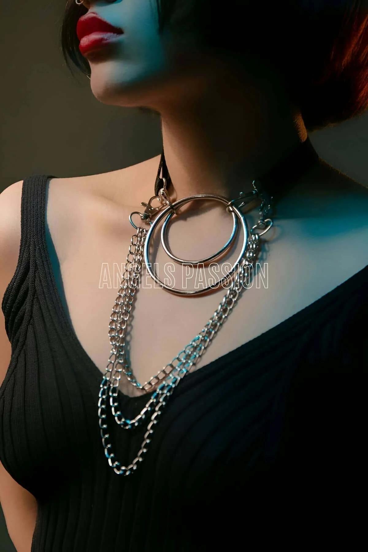 Choker Necklace with Layered Chains & O-Rings