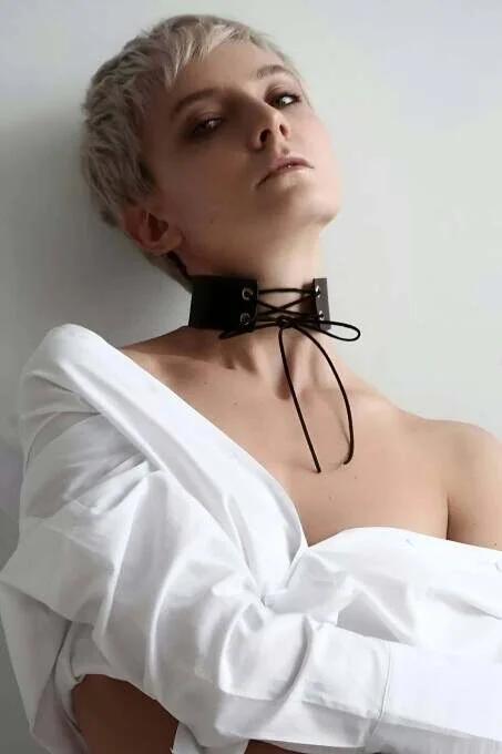 Lace-Up Choker Collar with Adjustable Rope Tie