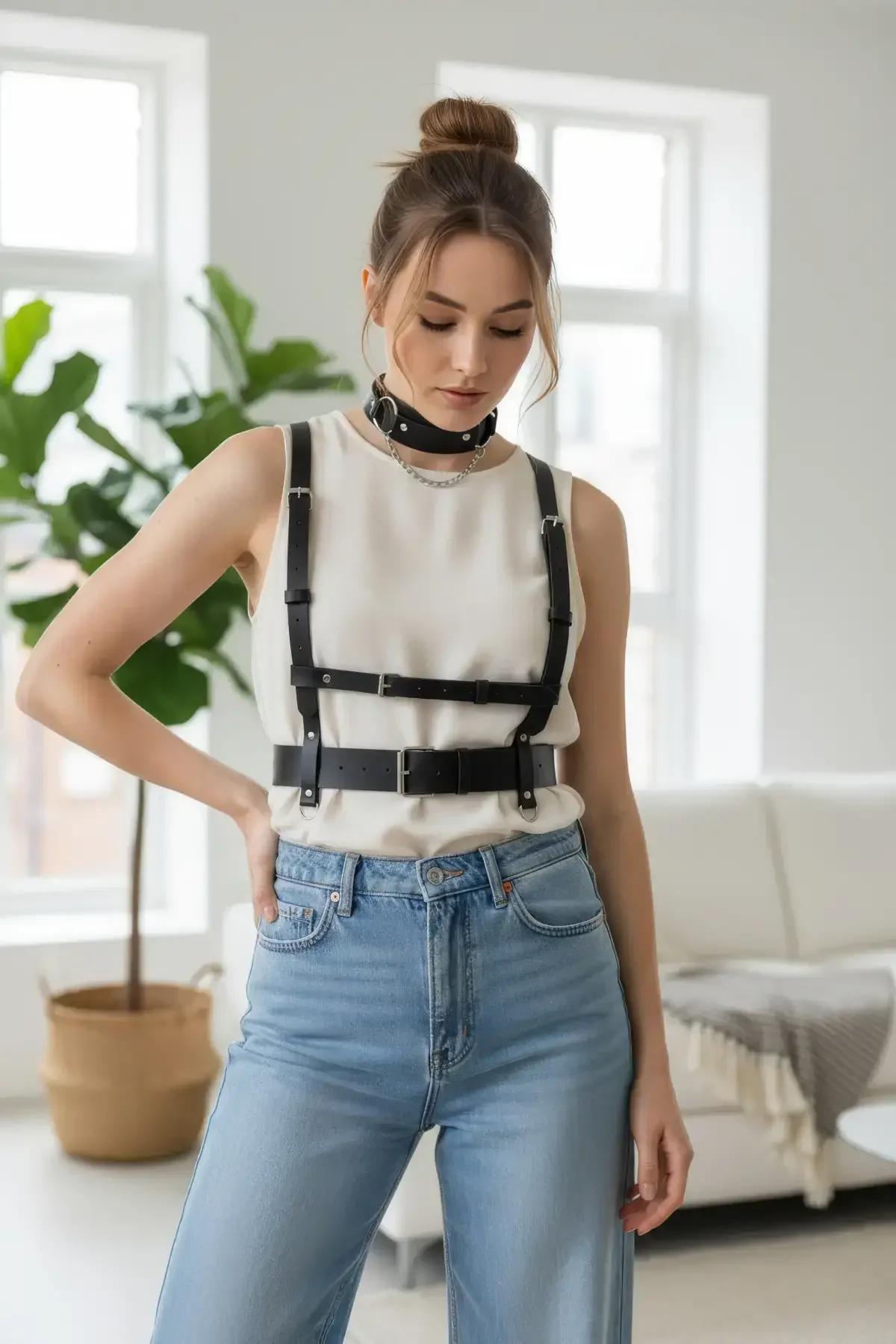 Double-Buckle Waist Harness with Integrated Choker