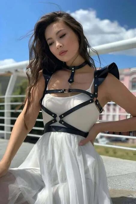Strappy Body Harness with O-Ring Accent