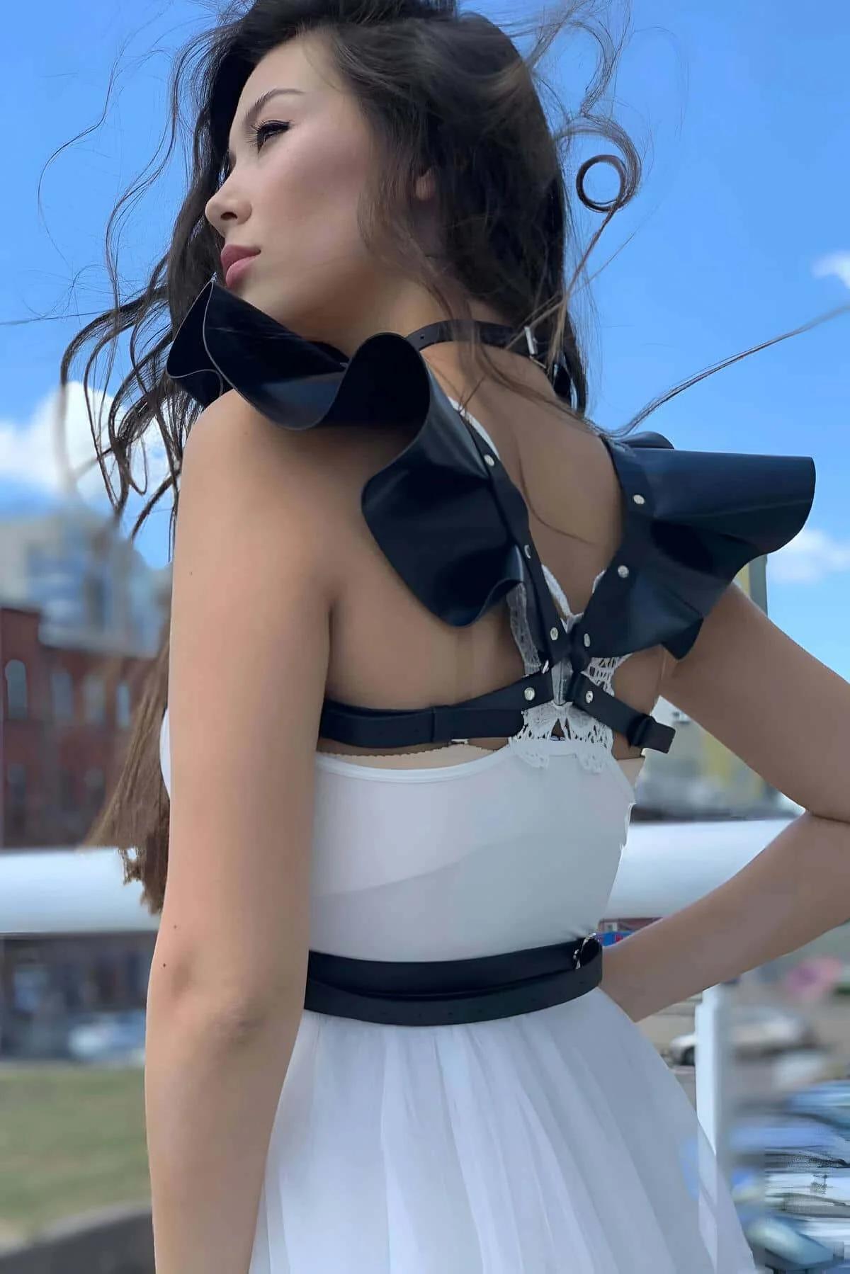 Strappy Body Harness with O-Ring Accent