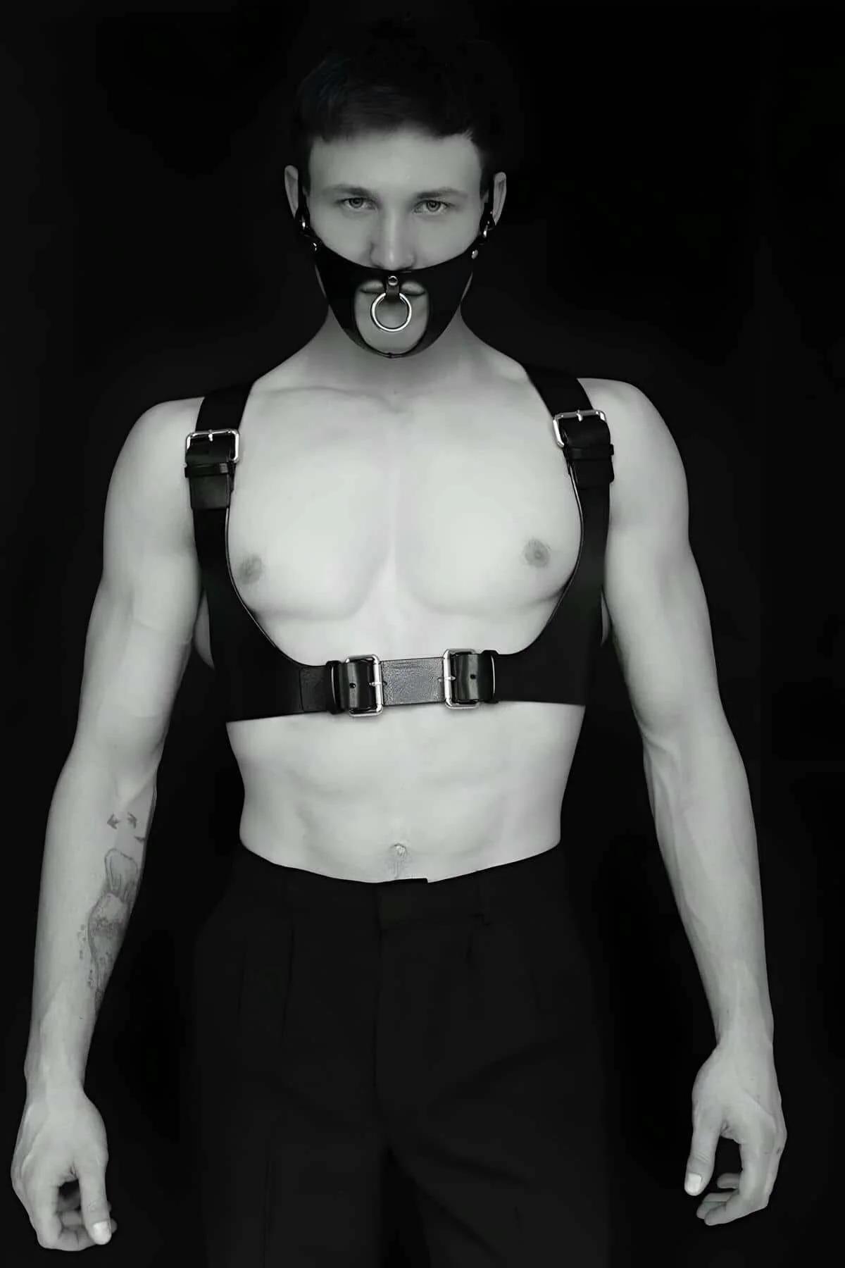 Full Body Harness with Detachable O-Ring Gag Mask