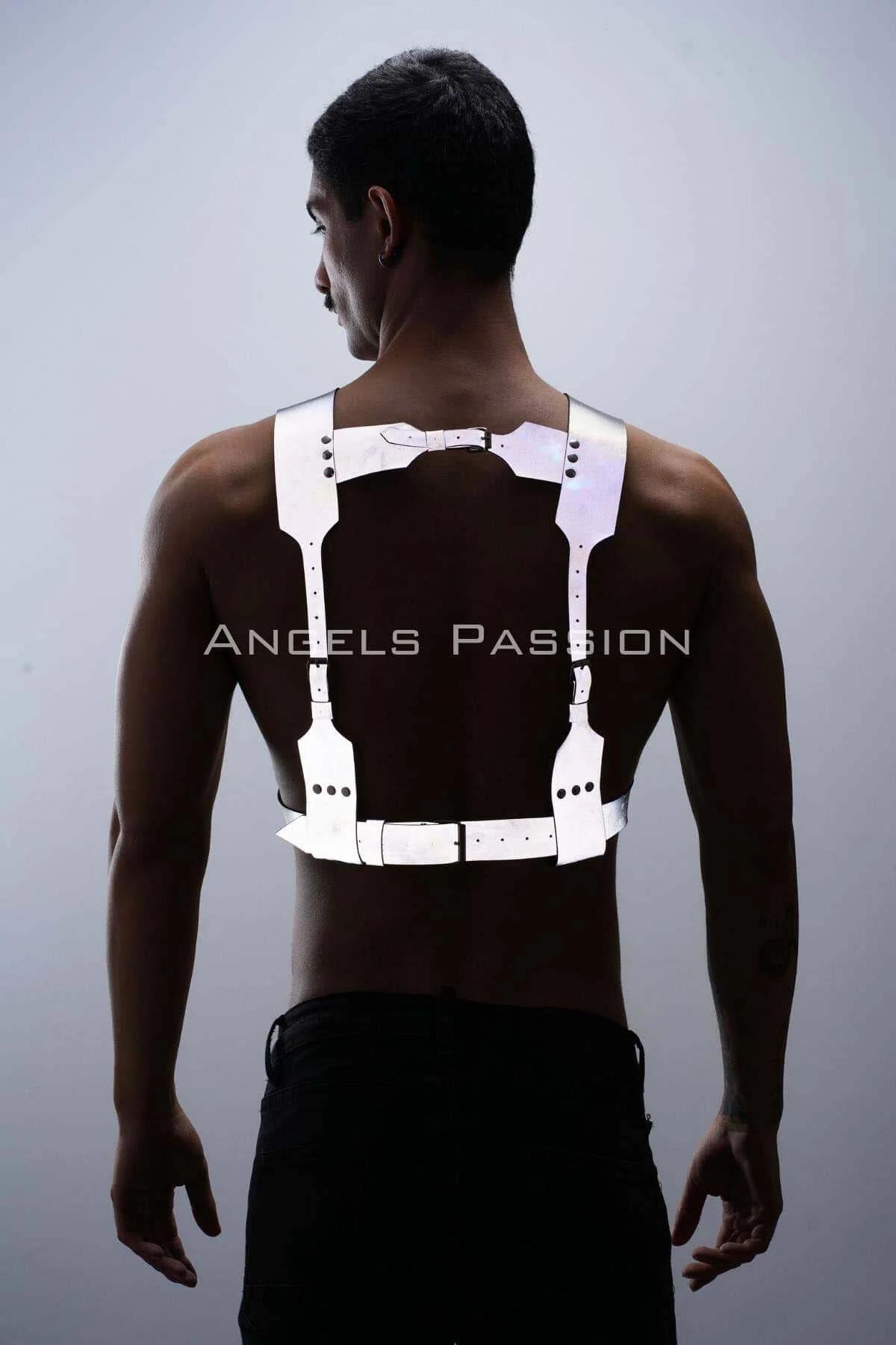 Reflective Chest Harness with O-Ring Accents