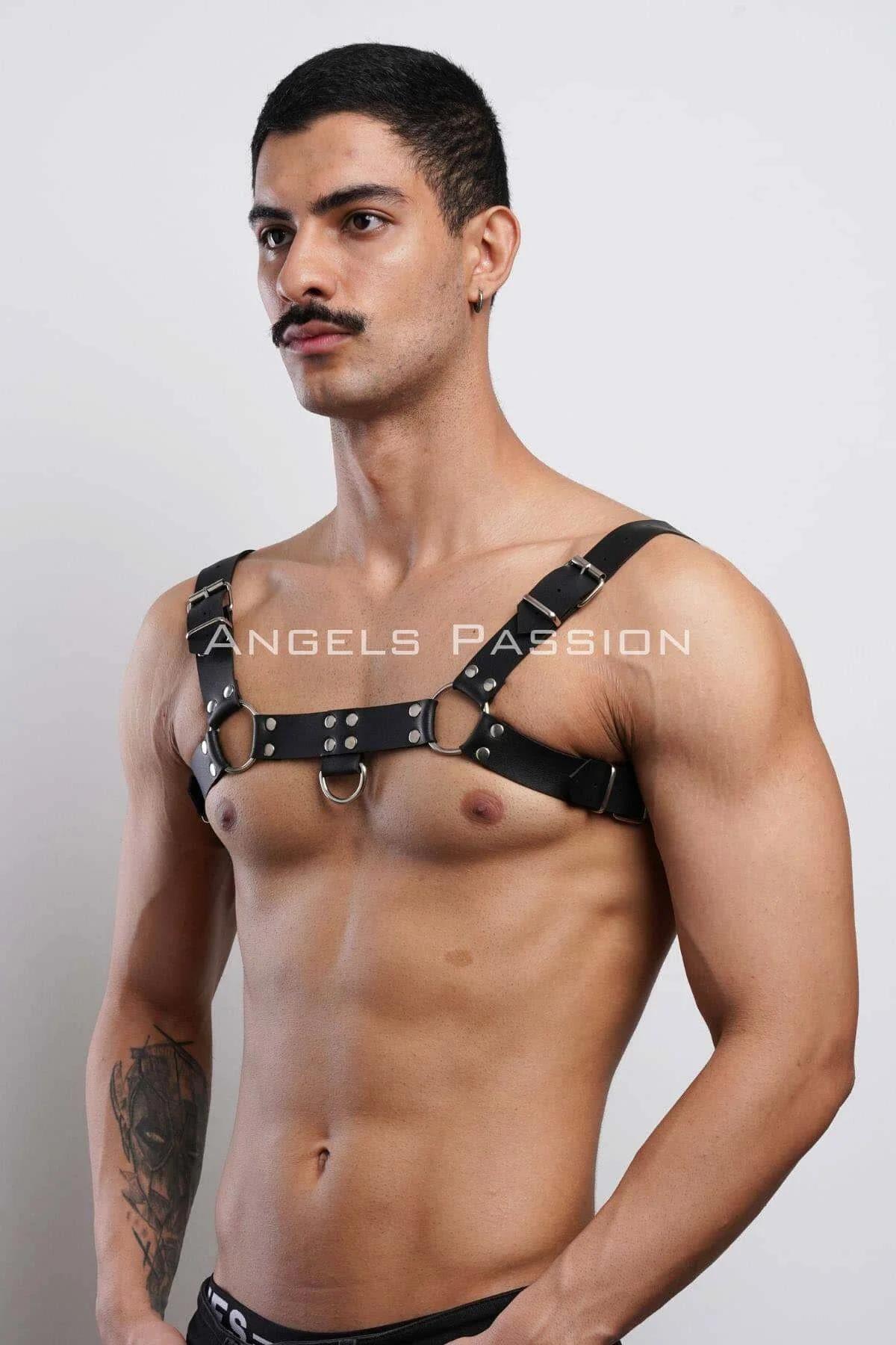 Chest Harness with O-Ring Detail