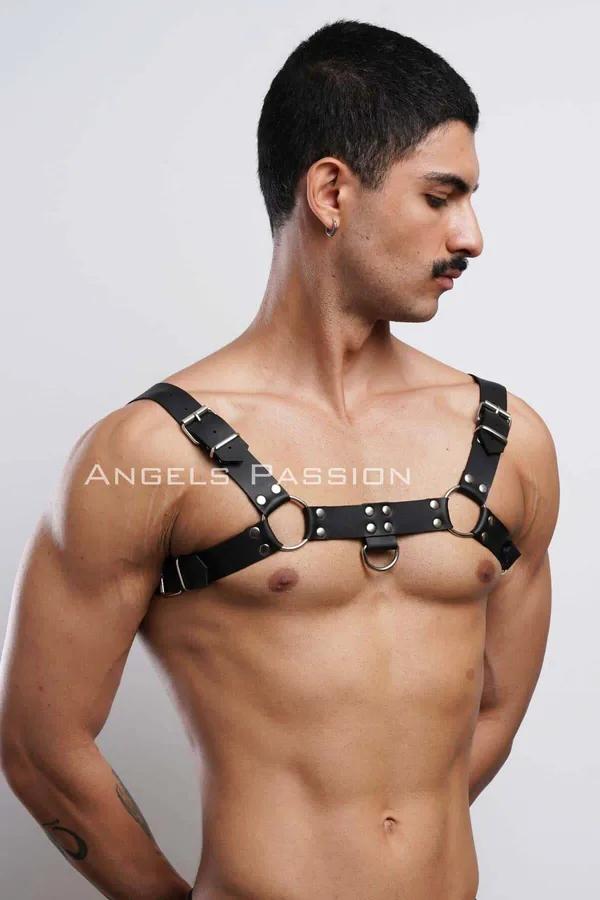 Chest Harness with O-Ring Detail