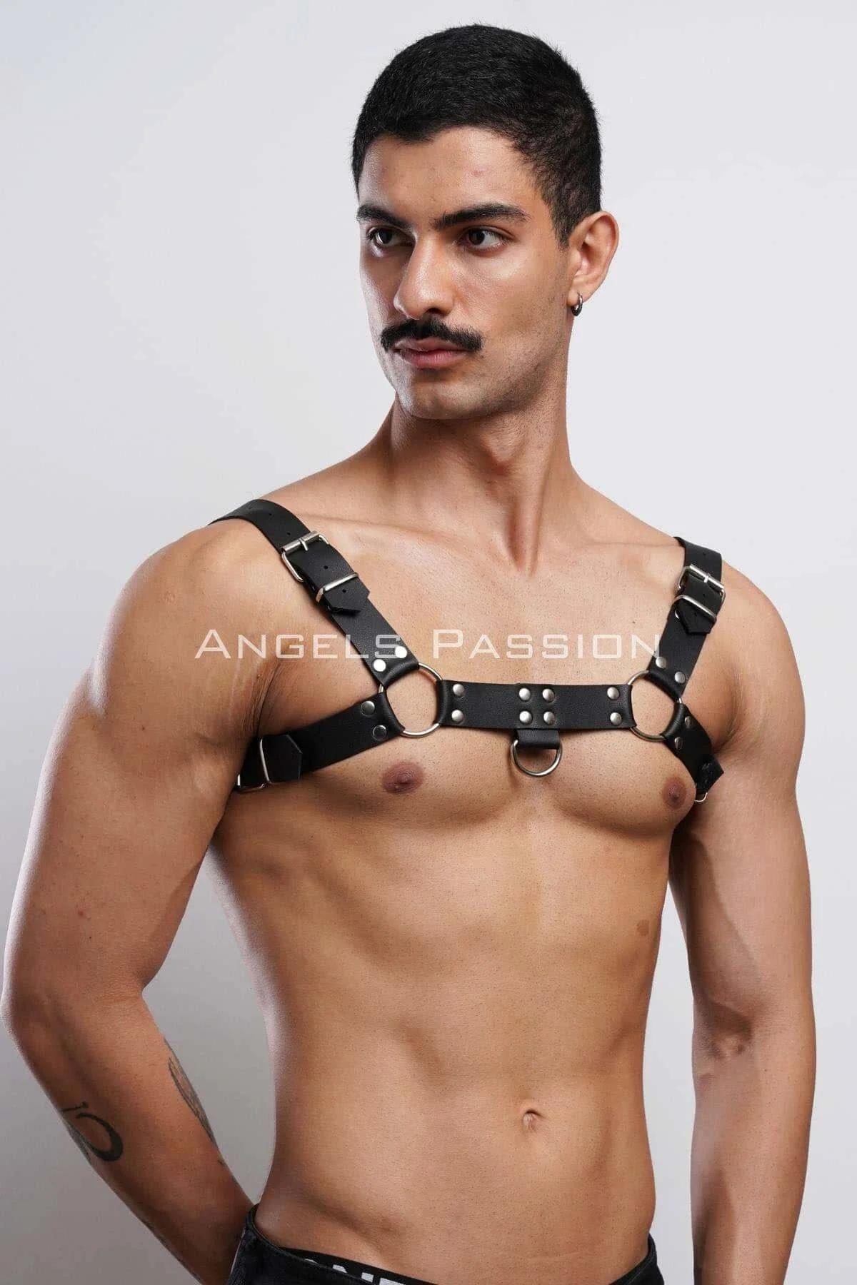 Chest Harness with O-Ring Detail