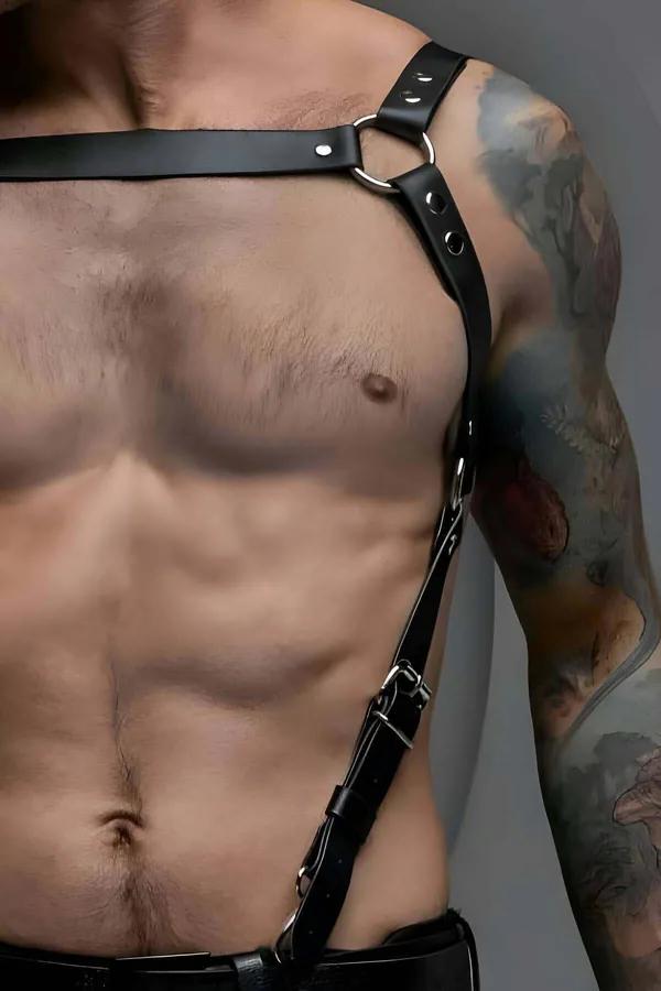 Adjustable Chest Harness with O-Ring Accent