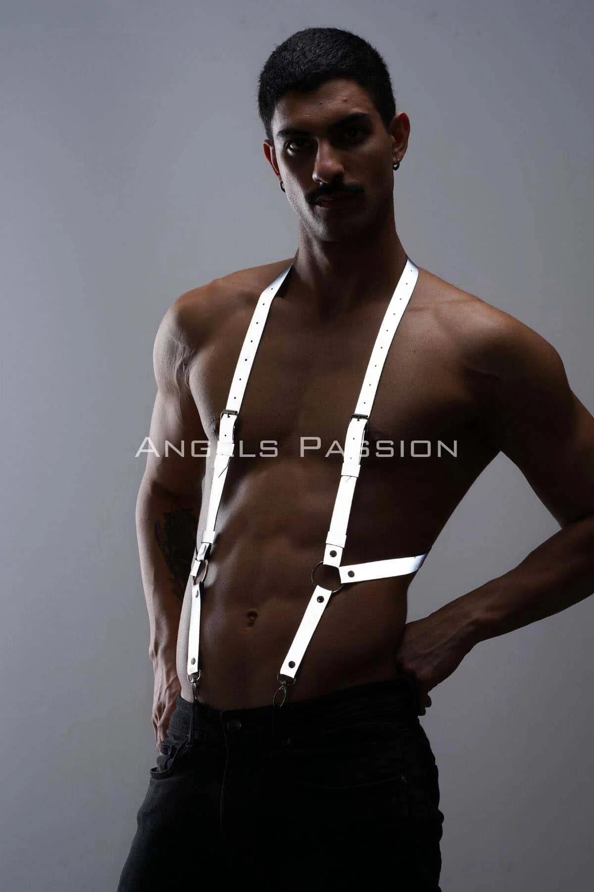 Reflective Chest Harness with O-Ring Detail