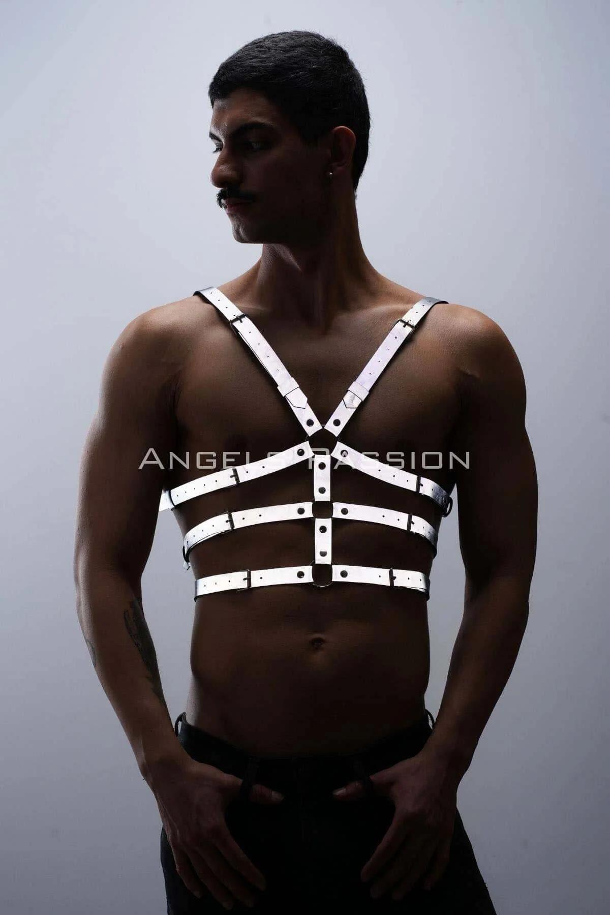 Reflective Chest Harness with O-Ring Detail