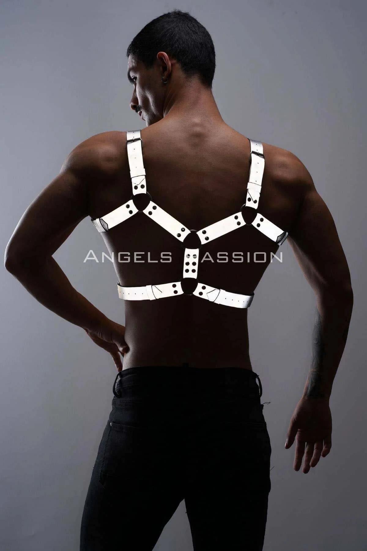 Reflective Chest Harness with O-Ring Accents