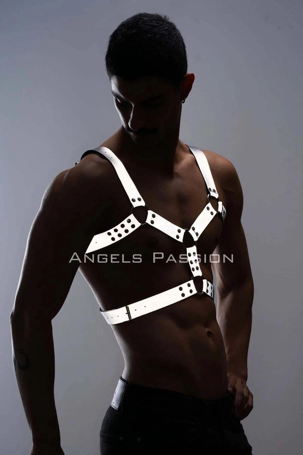 Reflective Chest Harness with O-Ring Accents