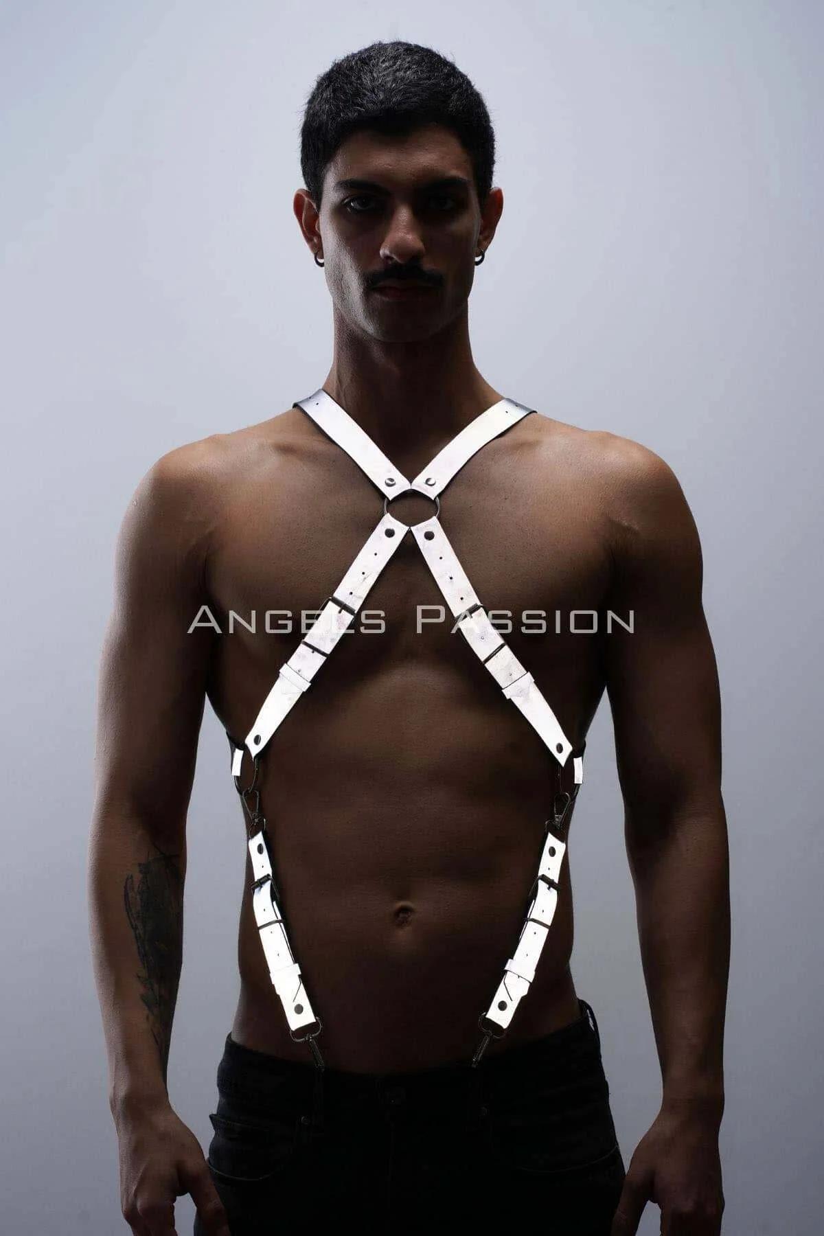 Reflective Harness with O-Ring Chest Detail