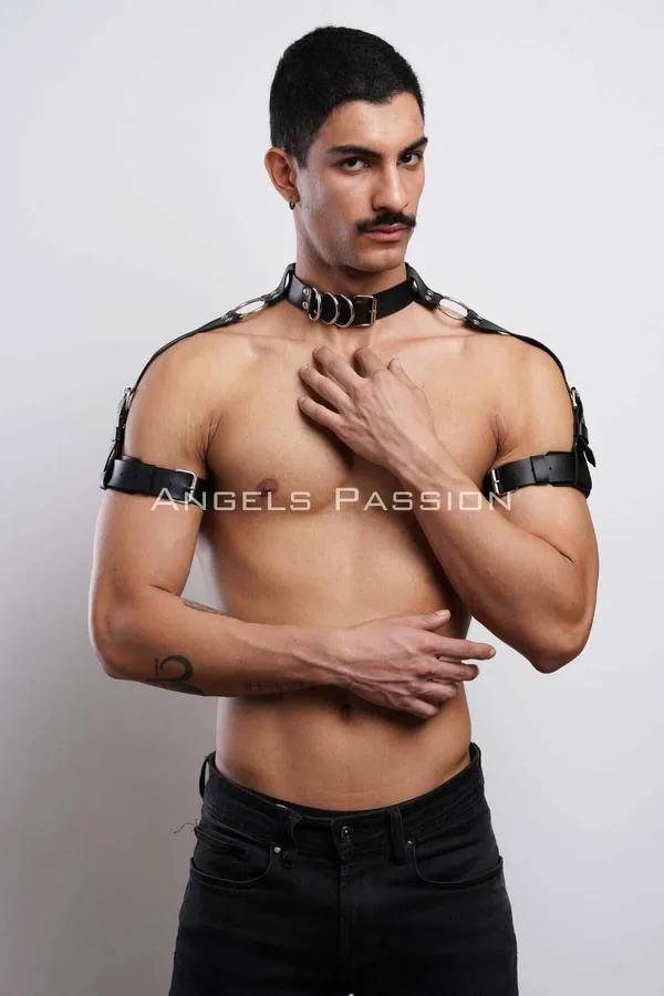 Choker & Shoulder Harness with O-Ring Accents