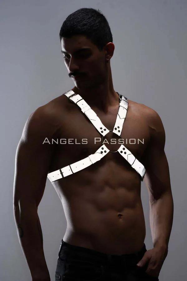 Reflective Chest Harness with O-Ring Detail