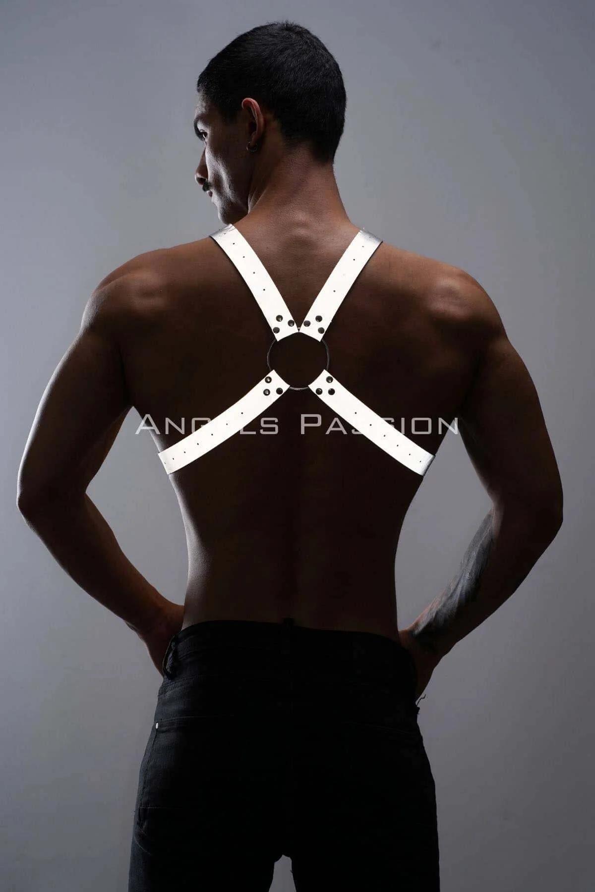 Reflective Chest Harness with O-Ring Detail