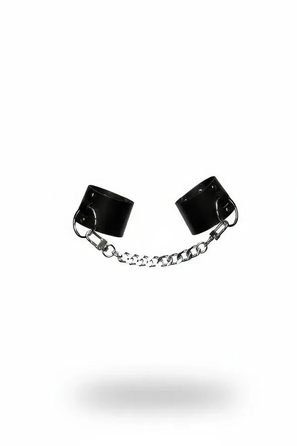parlak siyah vegan deri bilek kelepçesi gümüş zincir detaylı çift set carabiner tokalar