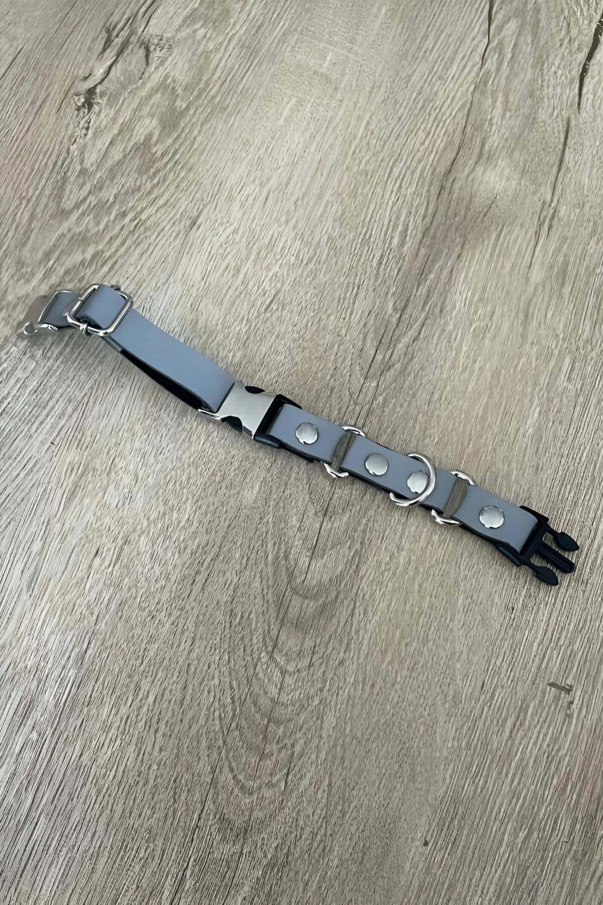 adjustable grey cat harness snap-hook clasp close-up