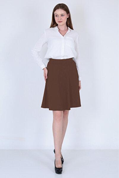 Brown High-Waisted Skater Skirt Casual Outfit