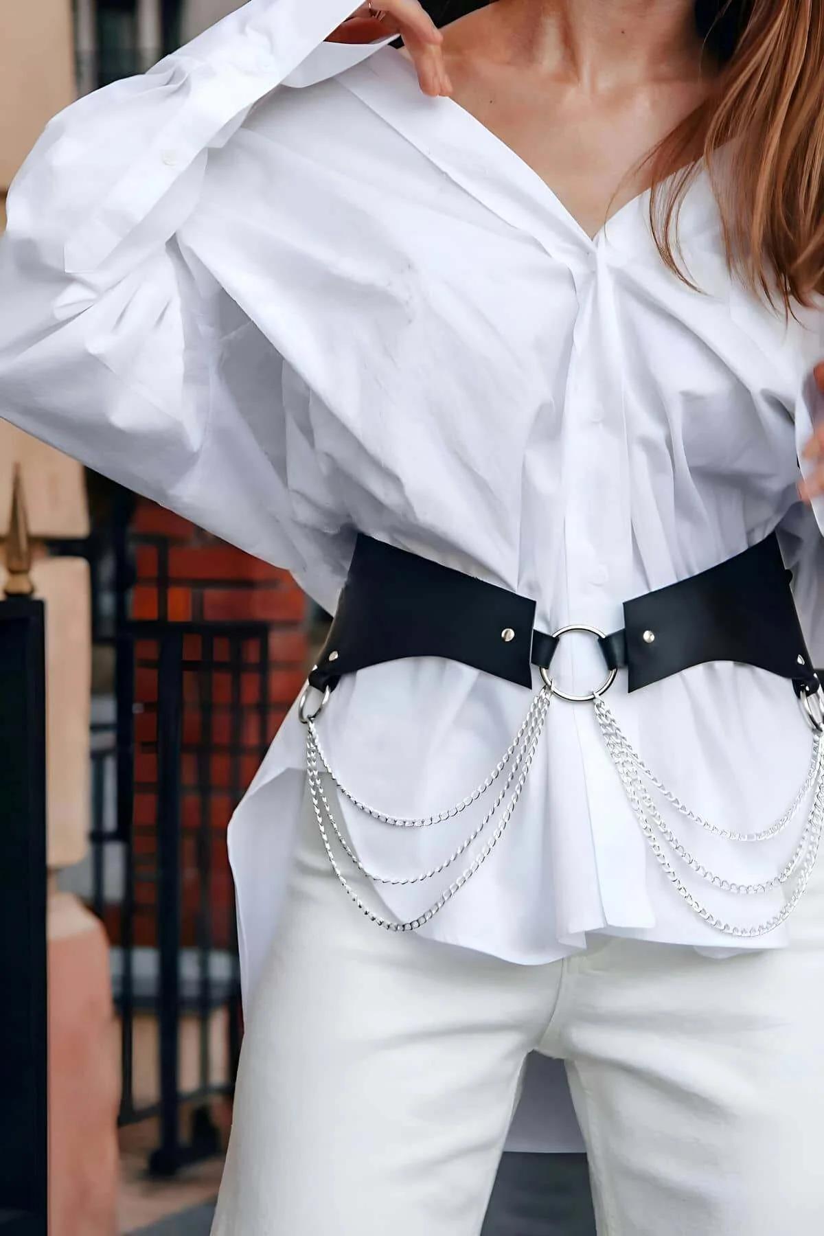 Wide Waist Harness Belt with O-Ring and Chain Drapes