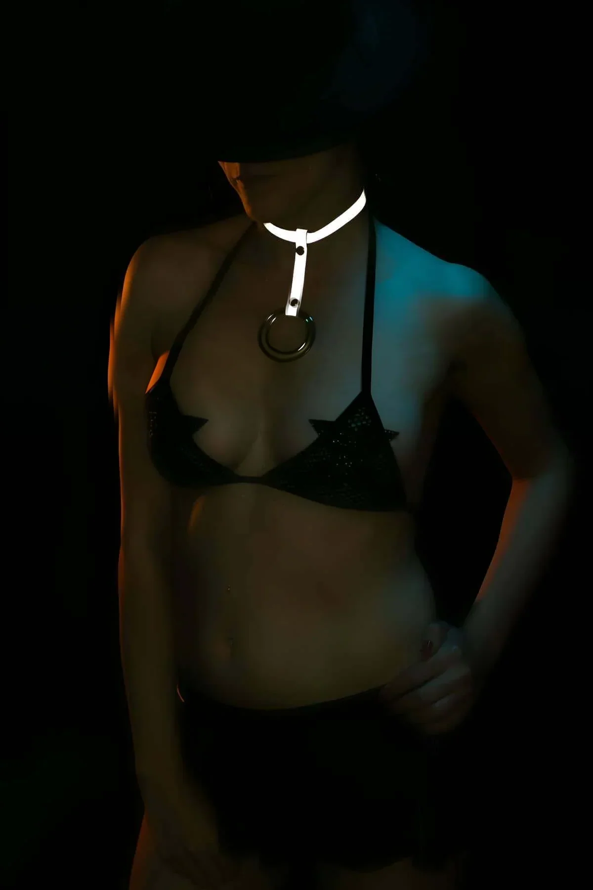 Reflective Choker Harness with O-Ring Detail